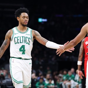 安芬尼·西蒙斯：努力阅读比赛 我的侵略性给了球队额外的能量